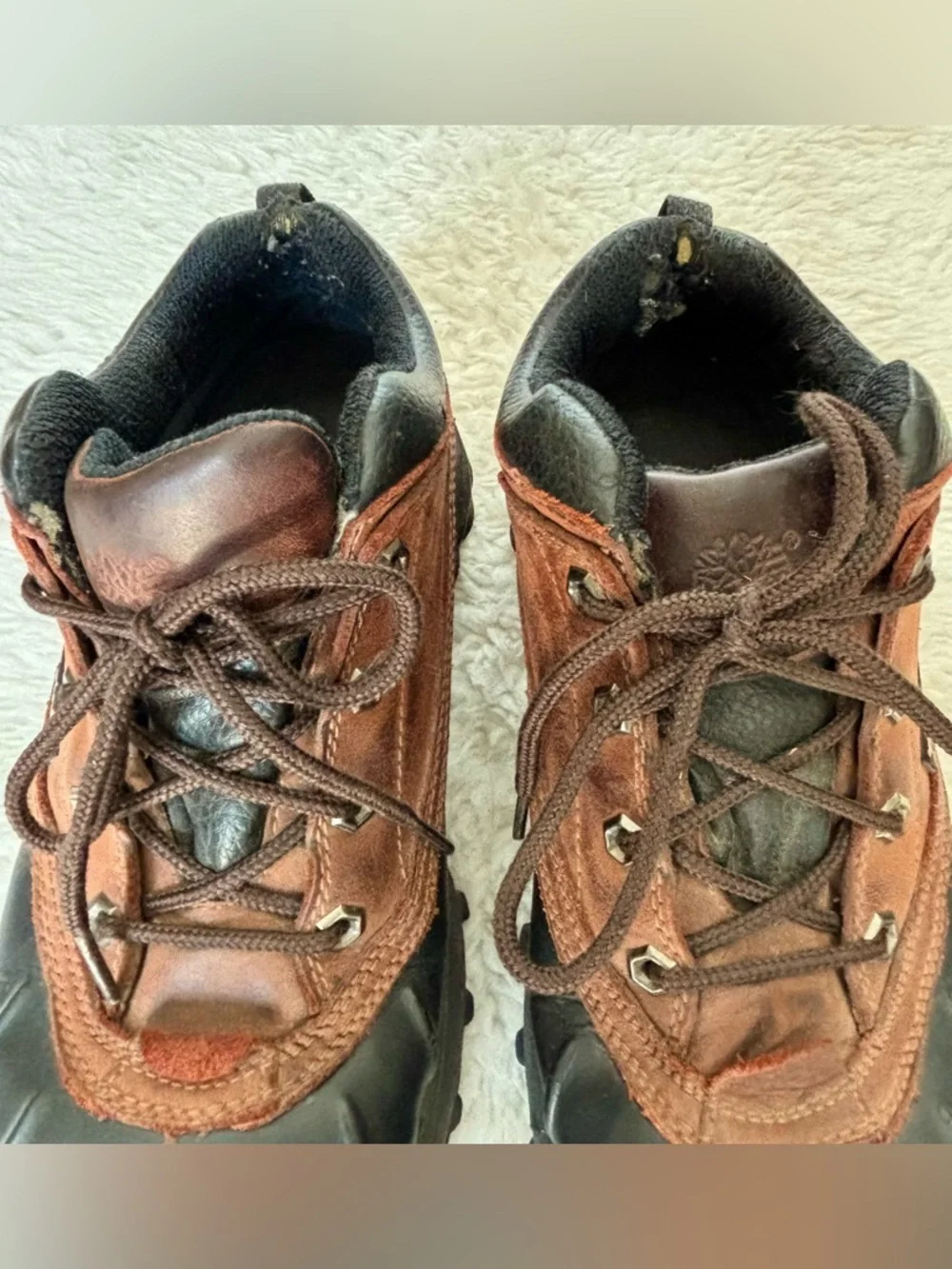 Timberland Brown and Black Genuine leather Lace-Up Chukka Boots Size 9 M